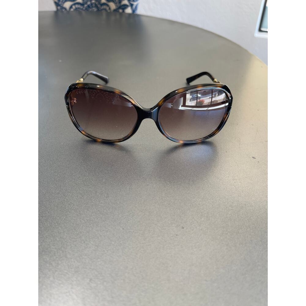Gucci Havana sunglasses - Picture 2 of 9
